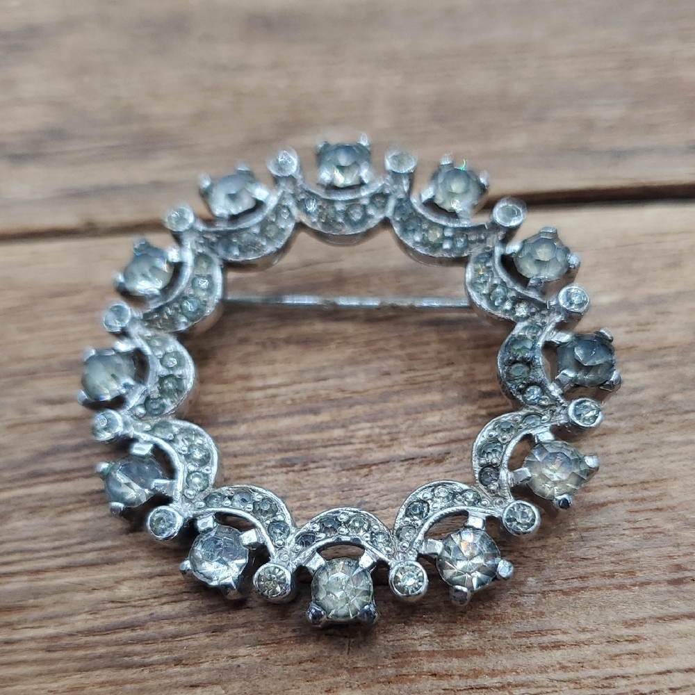 Edwardian Silver Crystal Brooch B556 Stunning Collectible!